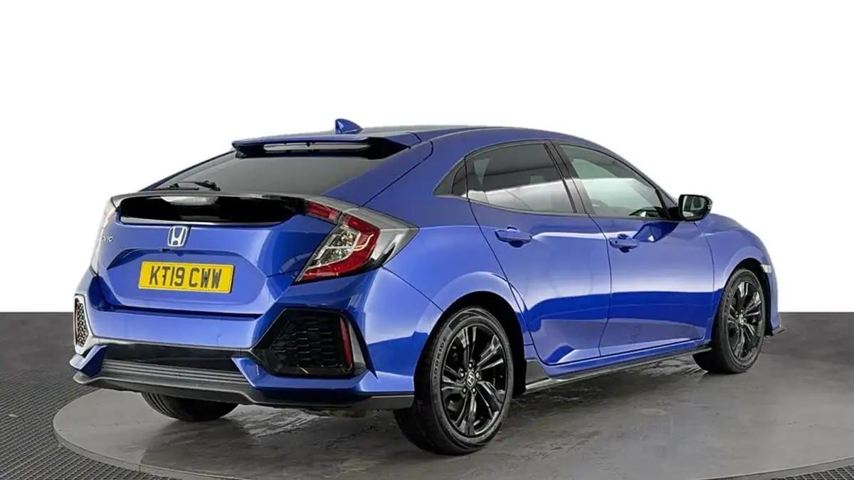 2019-honda-civic-10-vtec-turbo-sport-line-big-3