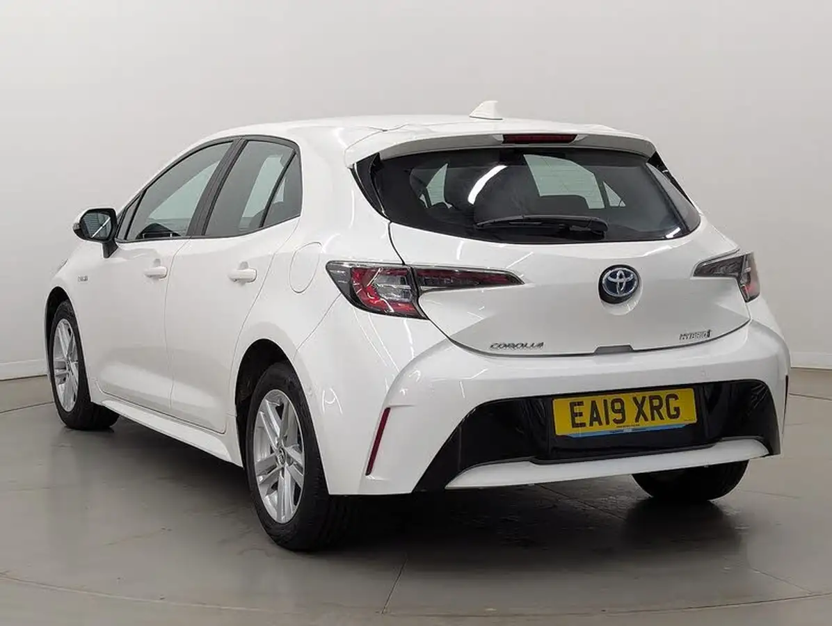 2019-toyota-corolla-18-vvt-i-icon-spare-wheel-hatchback-5d-big-8