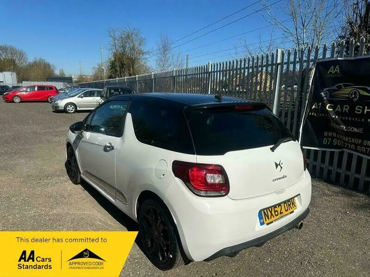 2012-citroen-ds3-16-dstyle-plus-big-4