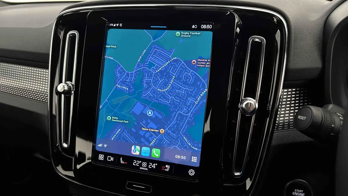 2023-volvo-xc40-20-b3-plus-big-37