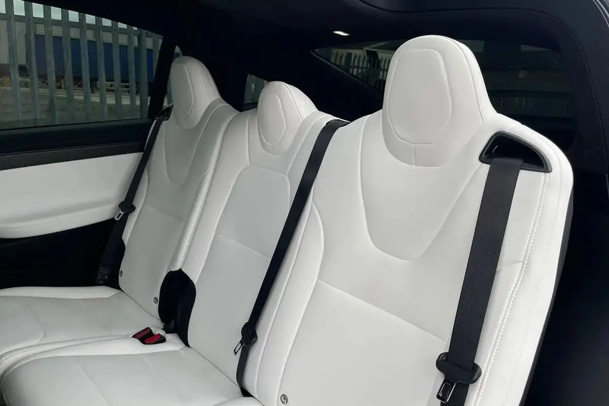 2020-tesla-model-x-e-ludicrous-performance-big-18