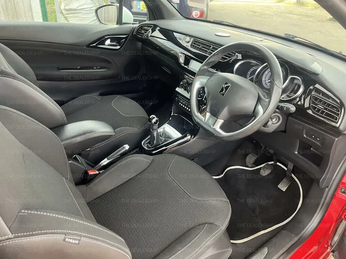 2013-citroen-ds3-16e-hdi-dstyle-plus-airdream-big-11
