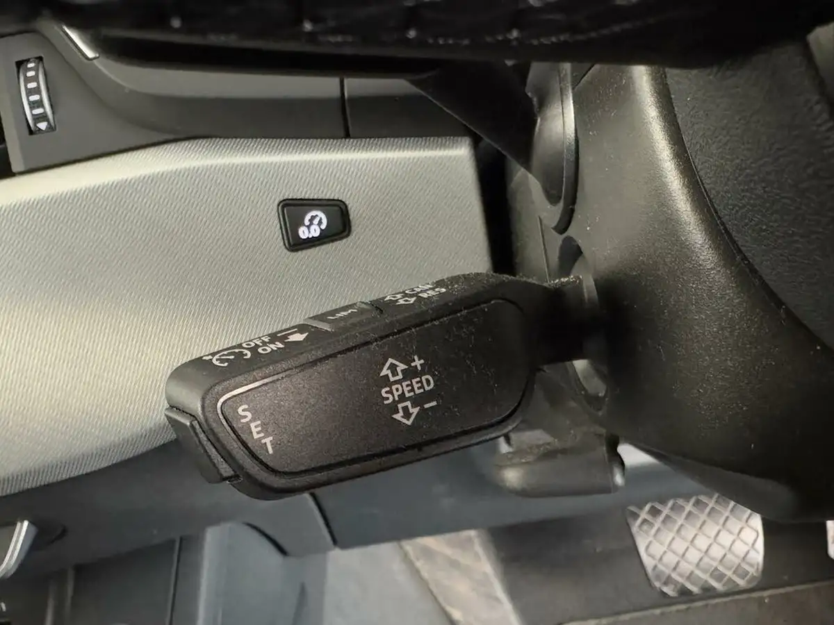 2022-audi-a4-avant-20-35-tdi-technik-big-34