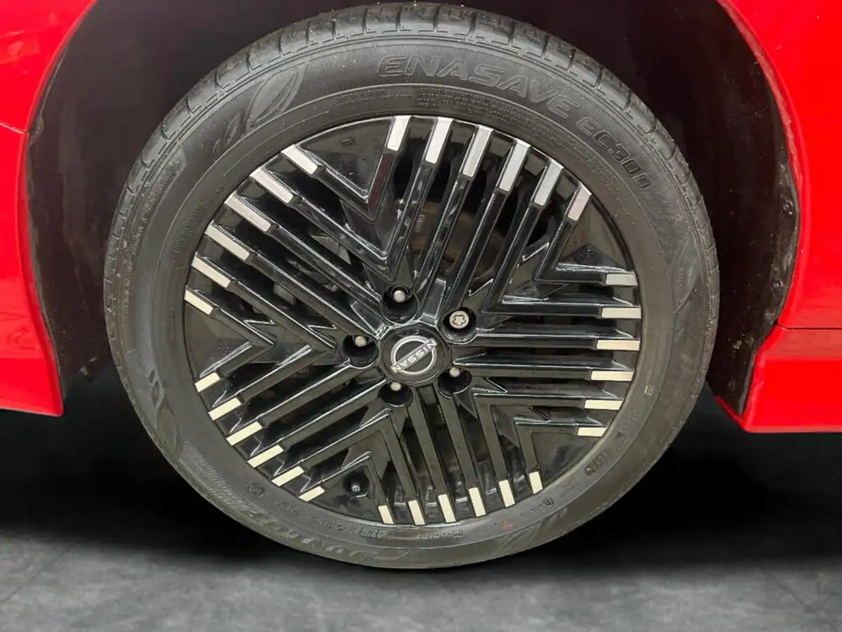 2023-nissan-leaf-e-e-tekna-59kwh-big-20