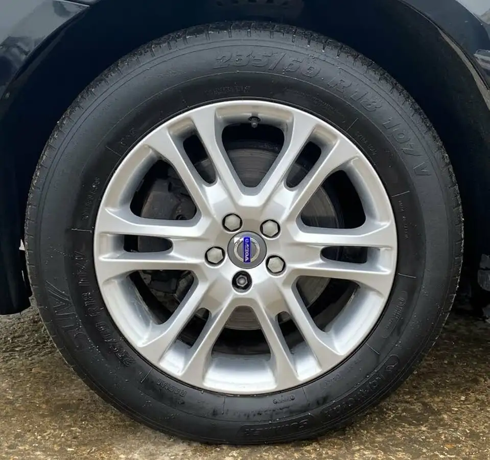 2015-volvo-xc60-24td-d4-se-lux-190bhp-nav-ss-geartronic-big-11
