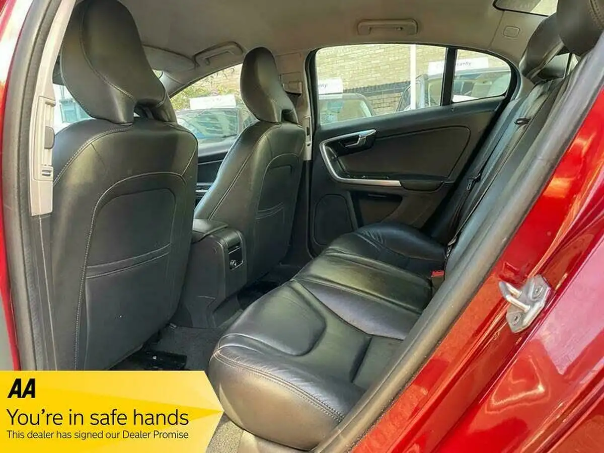 2016-volvo-s60-20td-d3-se-nav-big-13