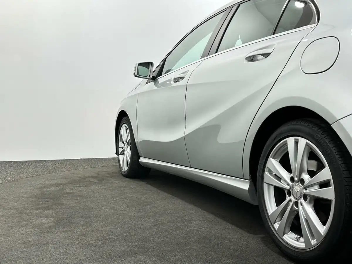 2016-mercedes-benz-a-class-15d-a180d-sport-executivess-7g-dct-big-49