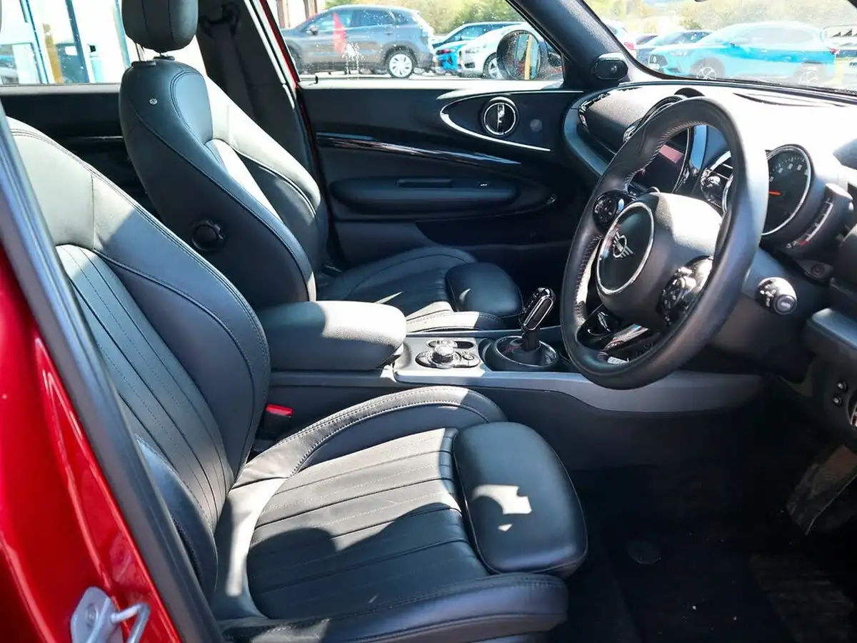 2019-mini-clubman-20-cooper-s-exclusive-sport-auto-big-2
