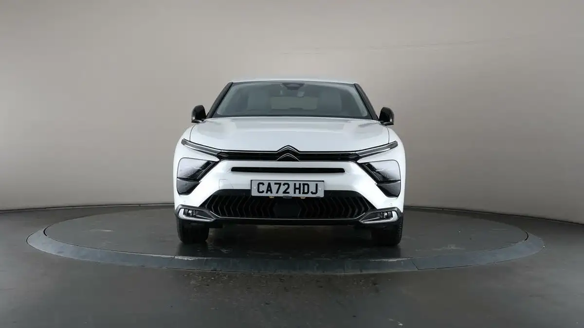 2022-citroen-c5-x-12-puretech-shine-big-40