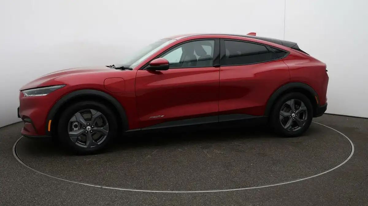 2022-ford-mustang-mach-e-e-standard-range-big-56