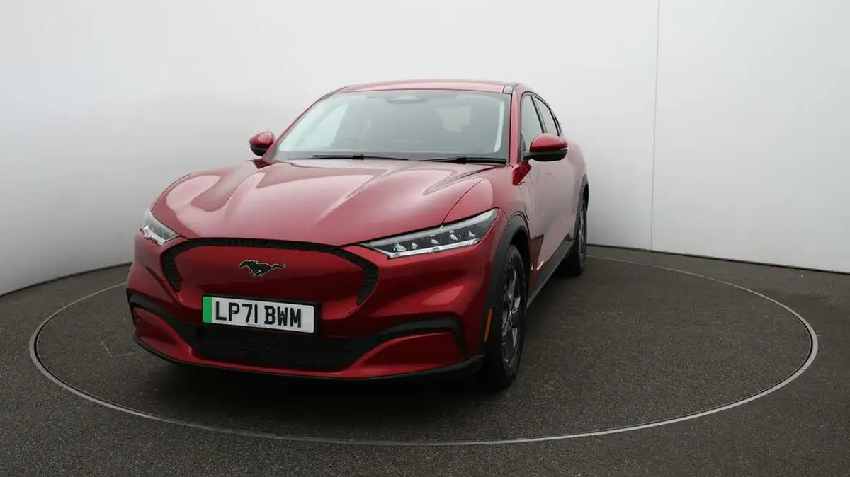 2022-ford-mustang-mach-e-e-standard-range-big-28