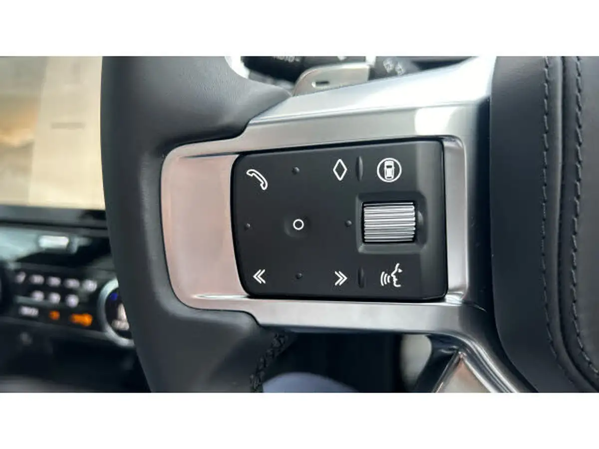 2024-land-rover-discovery-30-d350-dynamic-hse-big-52