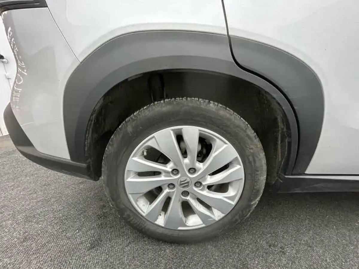 2023-suzuki-s-cross-14-boosterjet-motion-big-3