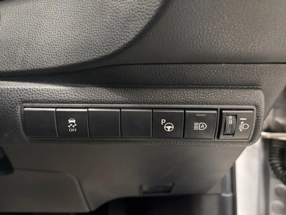 2019-toyota-corolla-20-vvt-i-excel-spare-wheel-touring-sports-big-22