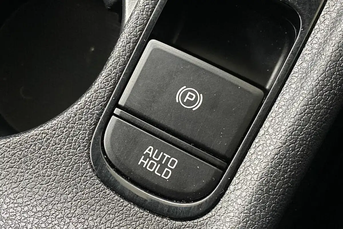 2019-kia-niro-16-gdi-4-156kwh-big-32