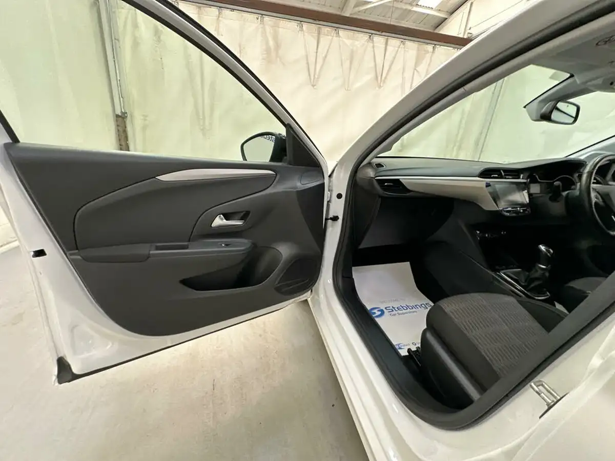 2021-vauxhall-corsa-12i-se-premium-big-27