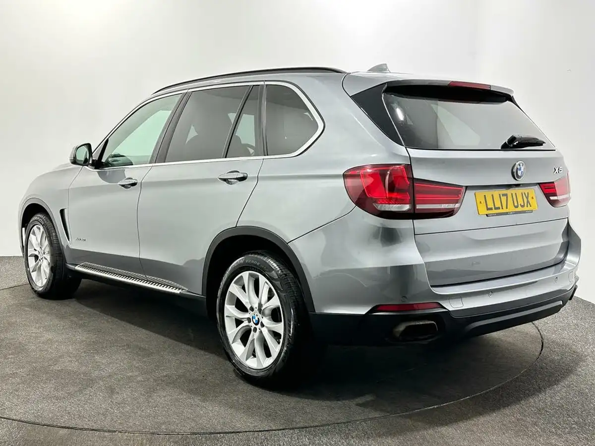 2017-bmw-x5-44-xdrive50i-se-big-4