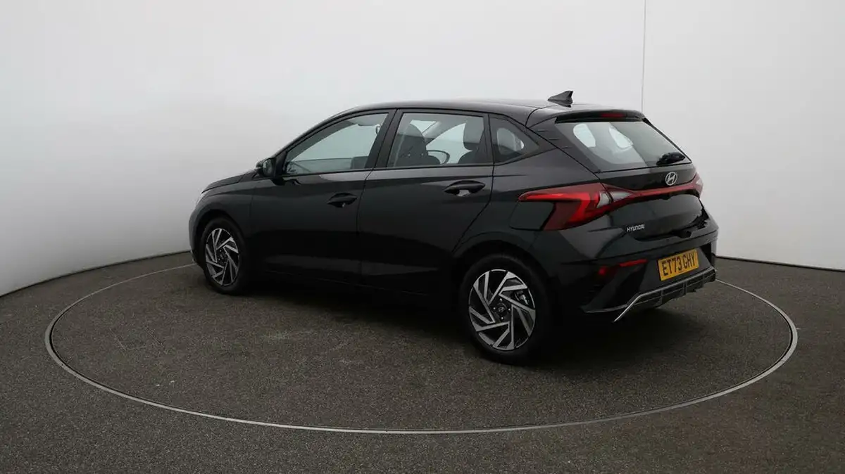 2024-hyundai-i20-10-t-gdi-advance-big-57