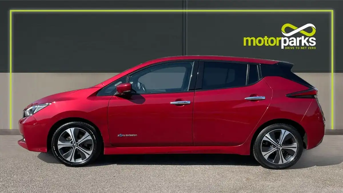 2018-nissan-leaf-e-n-connecta-big-5