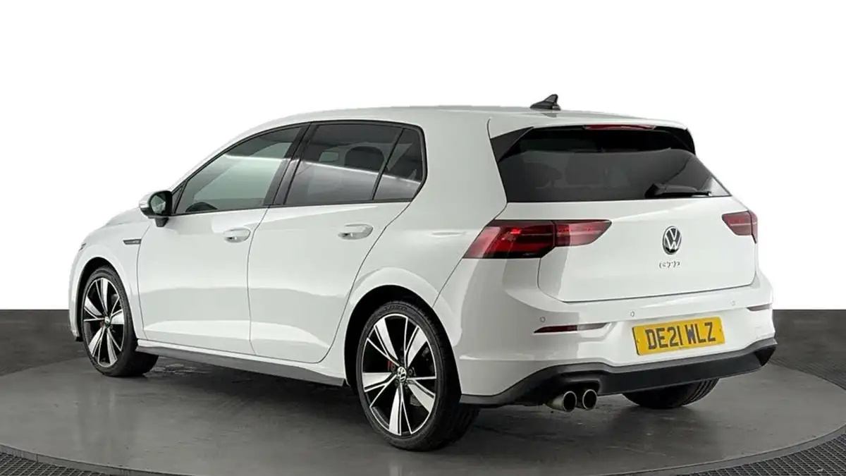 2021-volkswagen-golf-20tdi-gtd-big-5