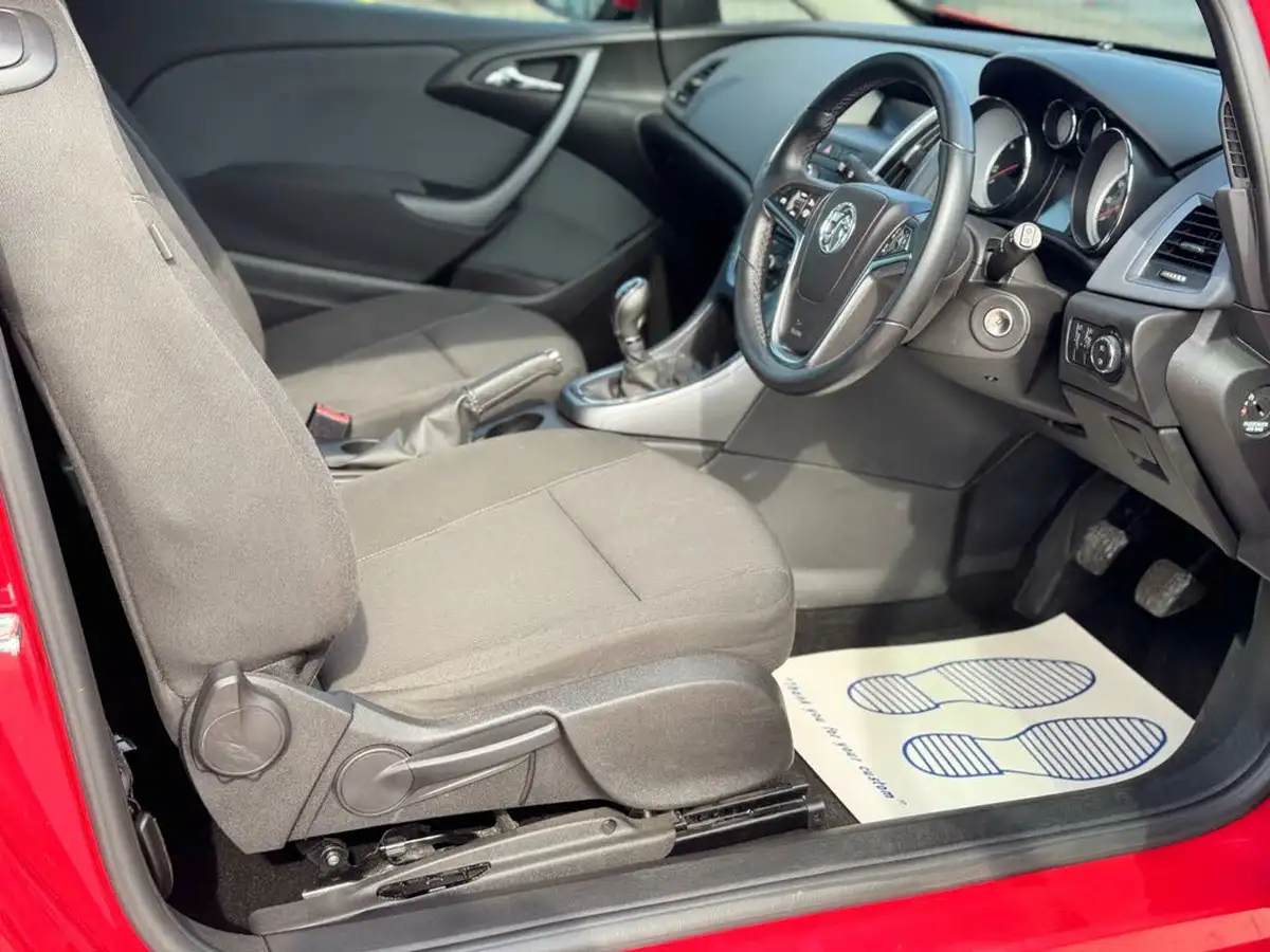 2015-vauxhall-gtc-20cdti-limited-edition-16v-ss-big-26