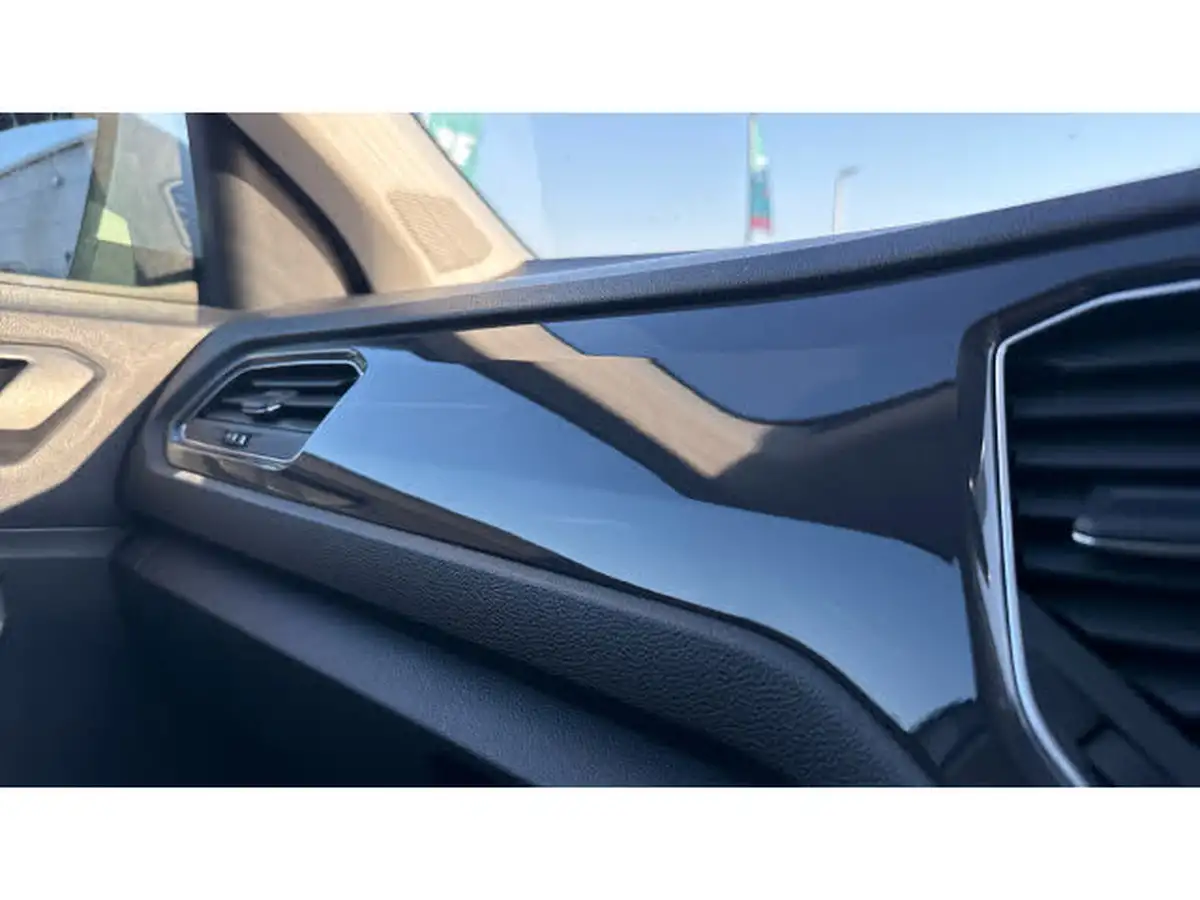 2019-volkswagen-t-roc-15-tsi-sel-dsg-big-39