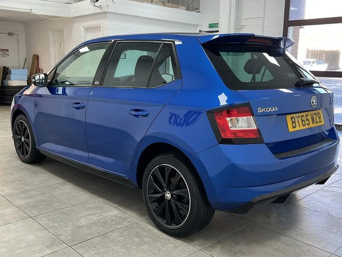 2015-skoda-fabia-12-tsi-monte-carlo-90ps-hatchback-big-5