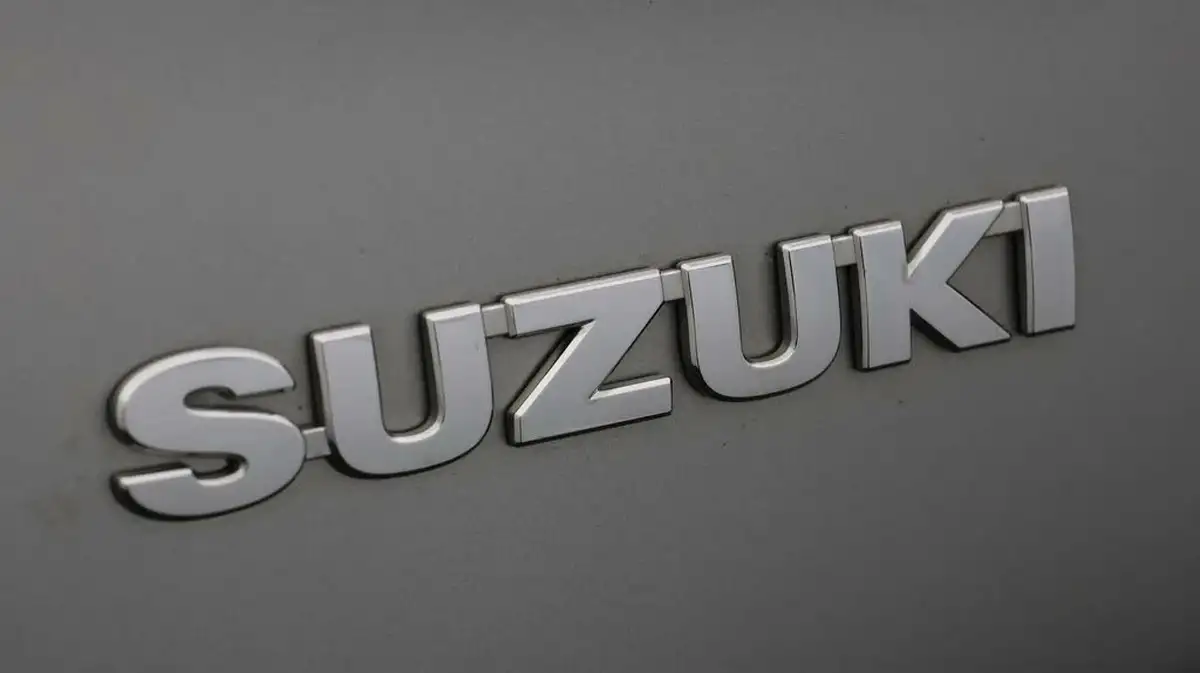 2019-suzuki-swift-10-boosterjet-sz5-shvs-big-19