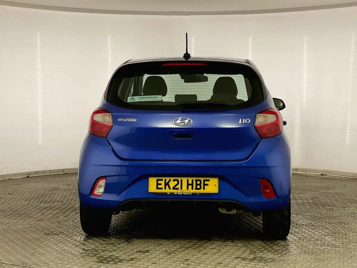 2021-hyundai-i10-10-se-connect-big-5