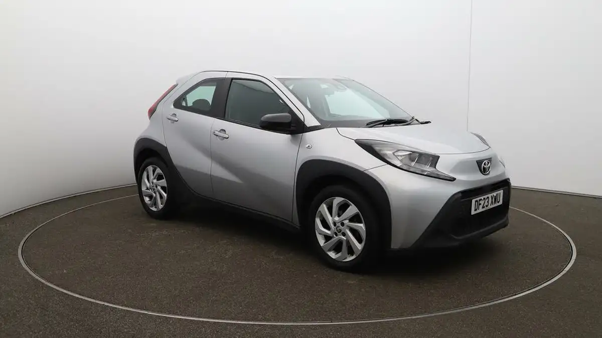 2023-toyota-aygo-x-10-vvt-i-pure-big-1