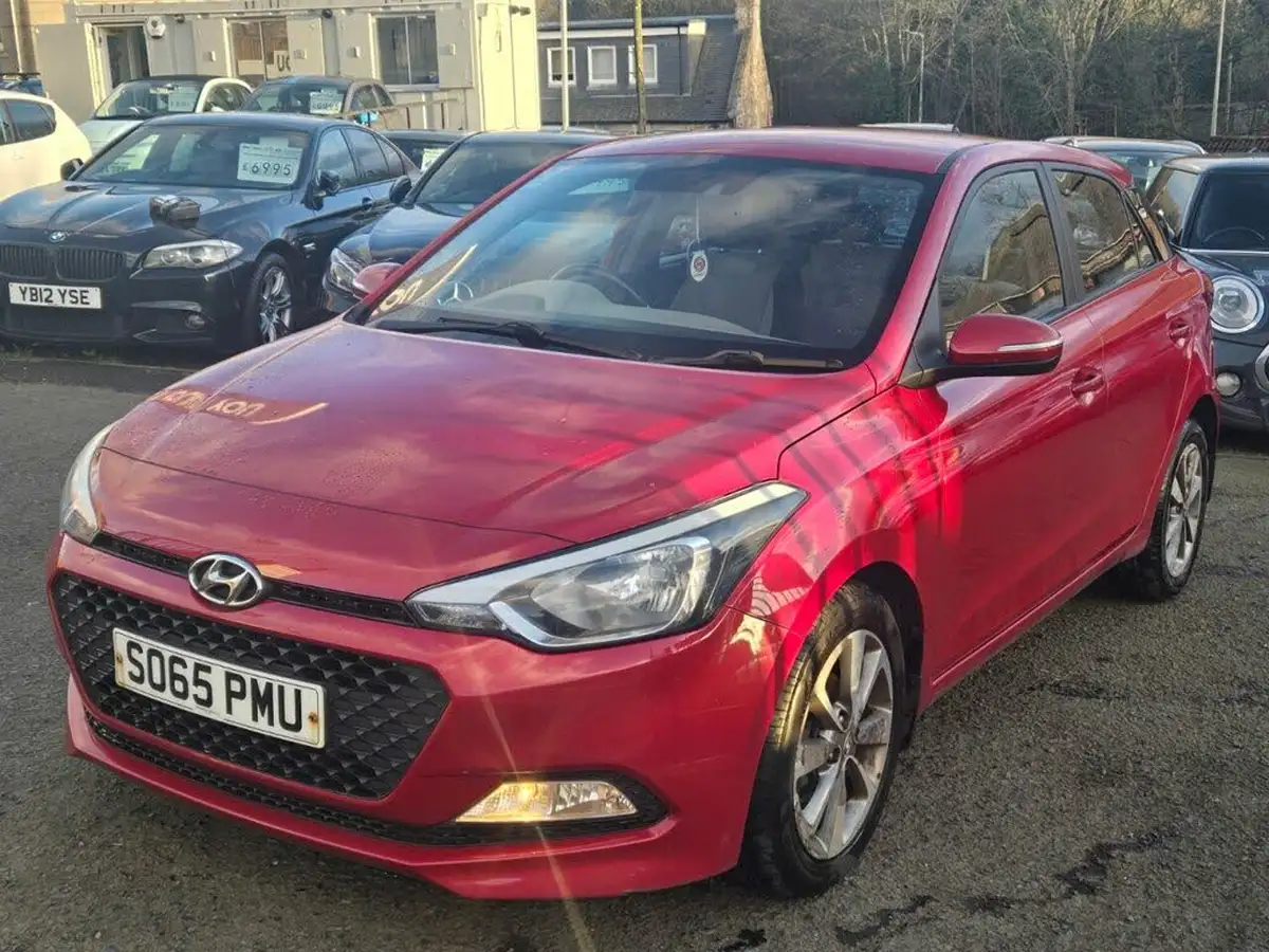 2016-hyundai-i20-12-blue-drive-se-hatchback-5d-big-2