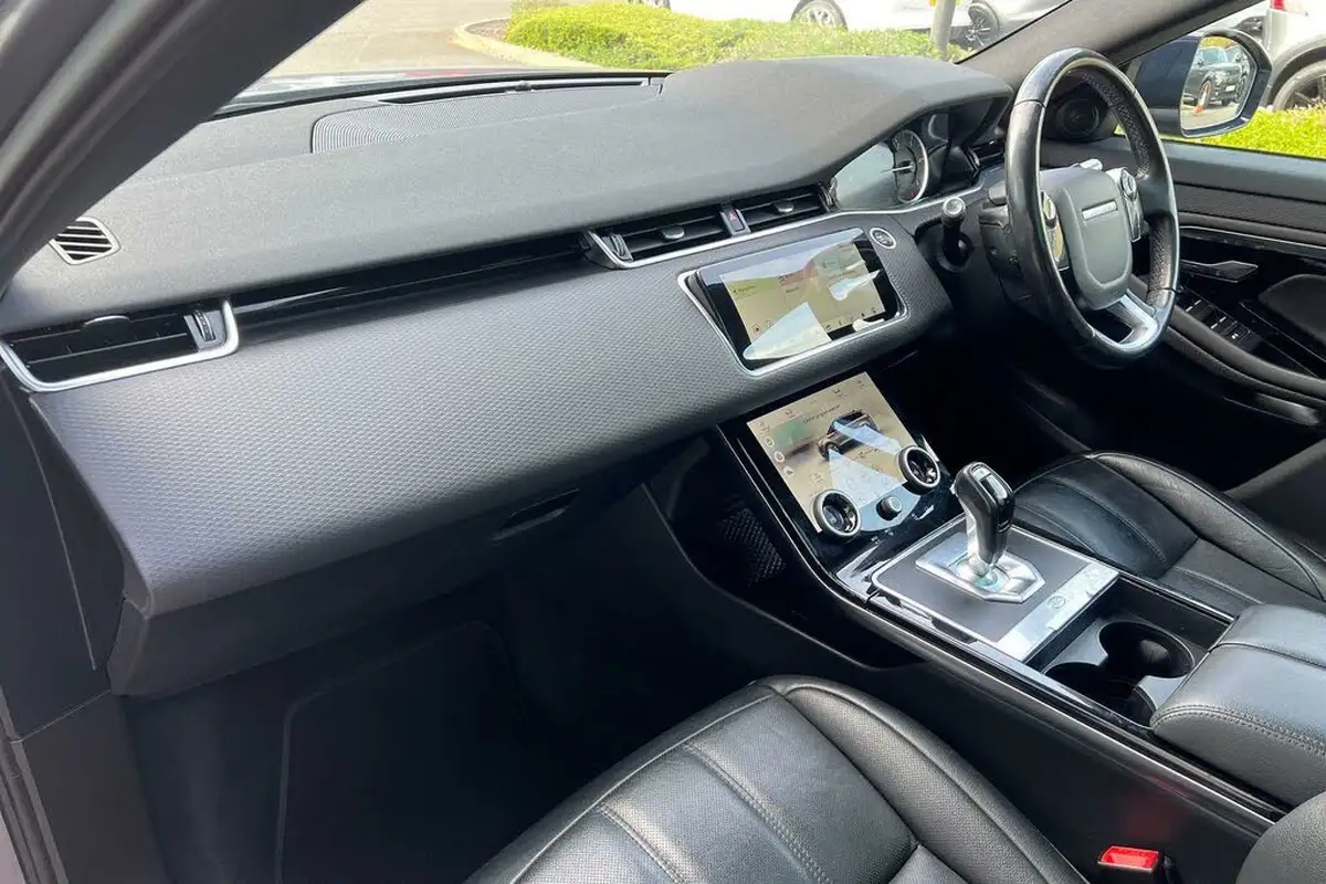 2020-land-rover-range-rover-evoque-20-d180-s-big-38