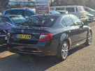 2017-skoda-octavia-14-tsi-se-l-hatchback-dsg-small-3