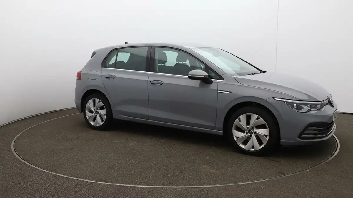 2020-volkswagen-golf-15-tsi-style-130ps-hatchback-big-38
