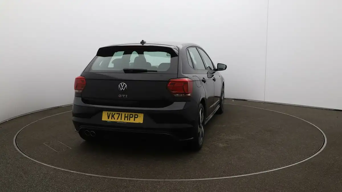 2021-volkswagen-polo-20-tsi-gti-big-49