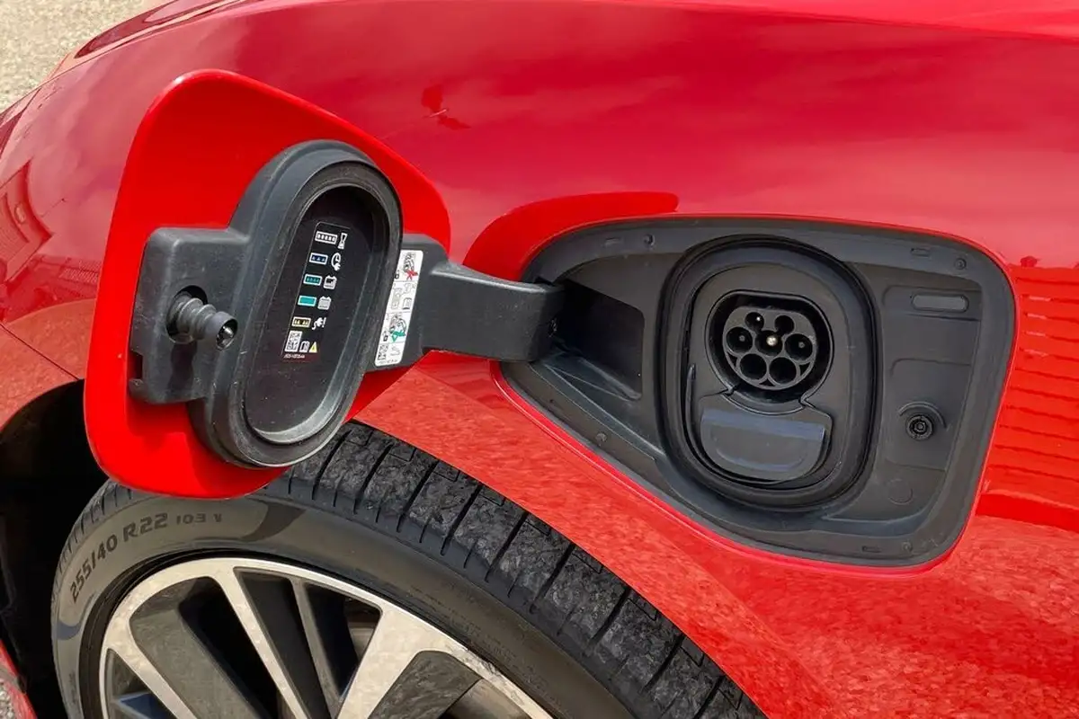 2019-jaguar-i-pace-ev400-se-big-17