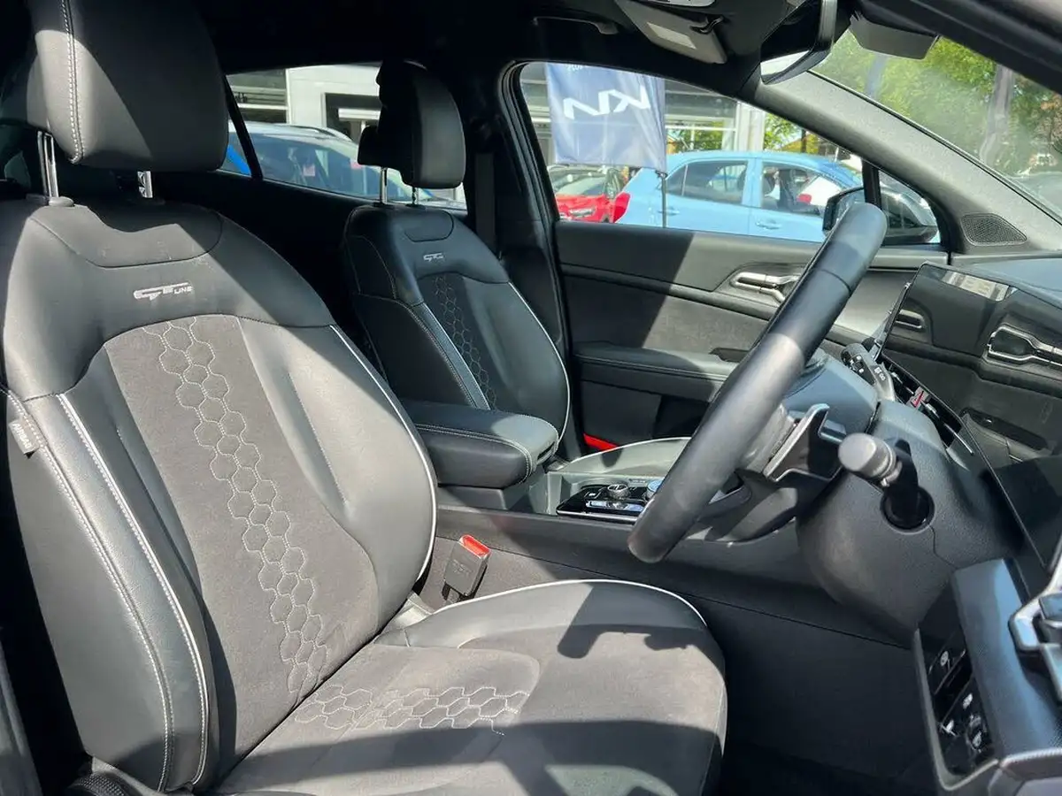 2024-kia-sportage-16-t-gdi-gt-line-261bhp-awd-phev-auto-big-27