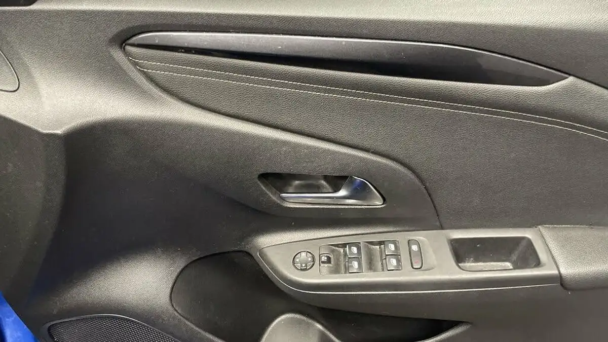2022-vauxhall-corsa-12-turbo-elite-edition-big-23