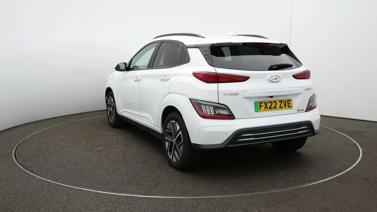 2022-hyundai-kona-e-premium-204ps-64kwh-7kw-obc-big-55