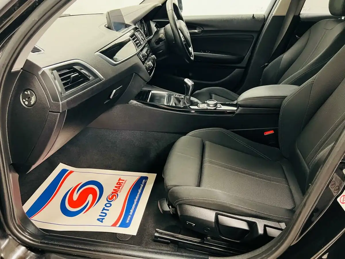 2017-bmw-1-series-20td-118d-sport-5d-big-29