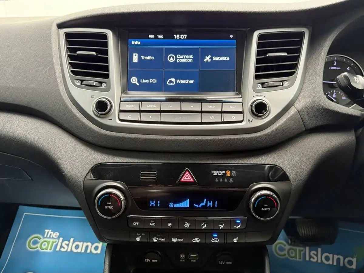 2017-hyundai-tucson-17crdi-blue-drive-premium-141ps-dct-big-24