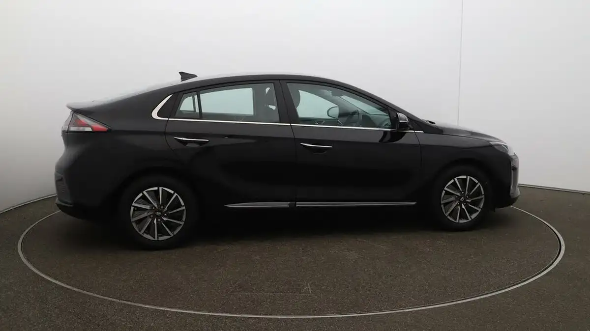 2021-hyundai-ioniq-e-premium-electric-100kw-big-41