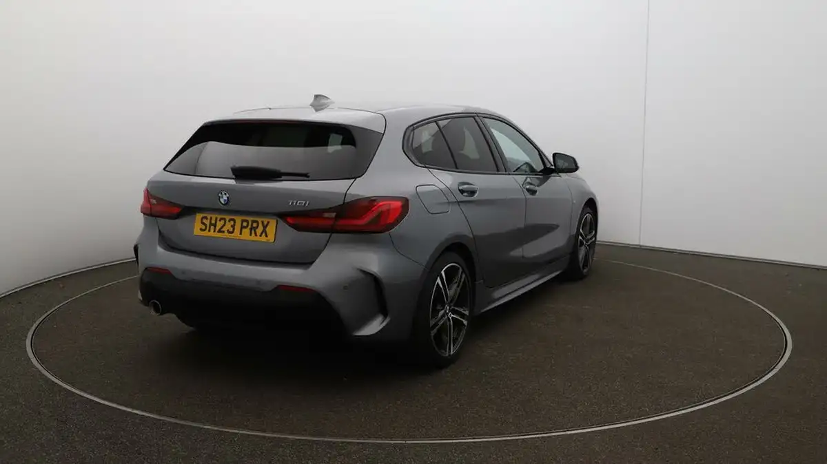 2023-bmw-1-series-15-118i-m-sport-lcp-dct-big-48