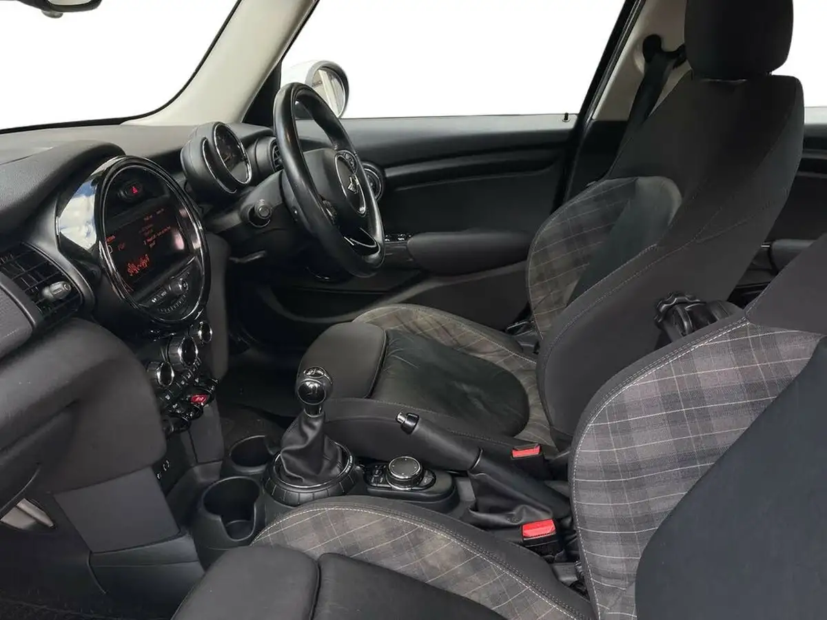 2016-mini-cooper-15td-cooper-d-ss-hatchback-5d-big-9