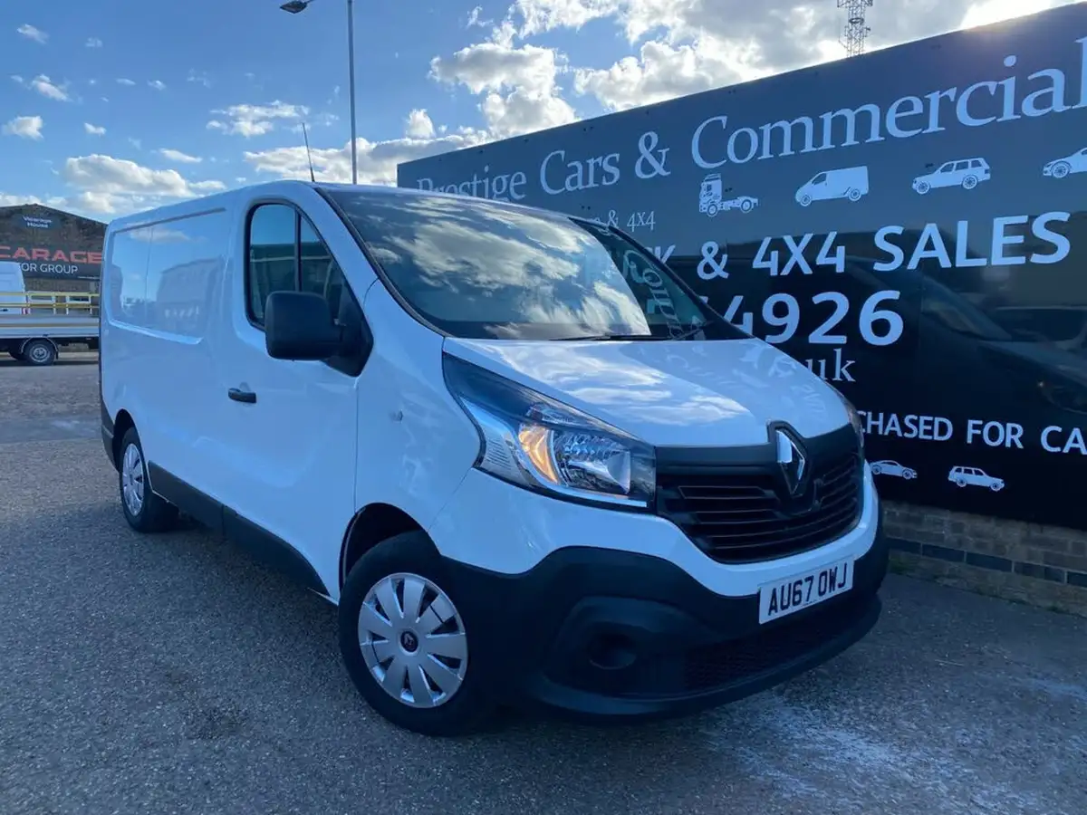 2017-renault-trafic-16dci-sl27-120-business-e6-panel-big-38