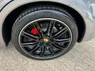 2014-porsche-cayenne-48-gts-small-5