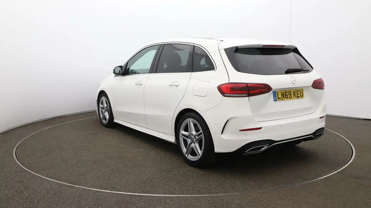 2019-mercedes-benz-b-class-13-b200-amg-line-premium-plus-7g-dct-big-54