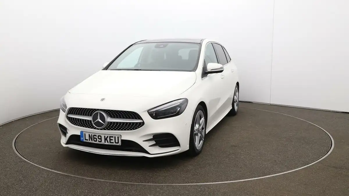 2019-mercedes-benz-b-class-13-b200-amg-line-premium-plus-7g-dct-big-30