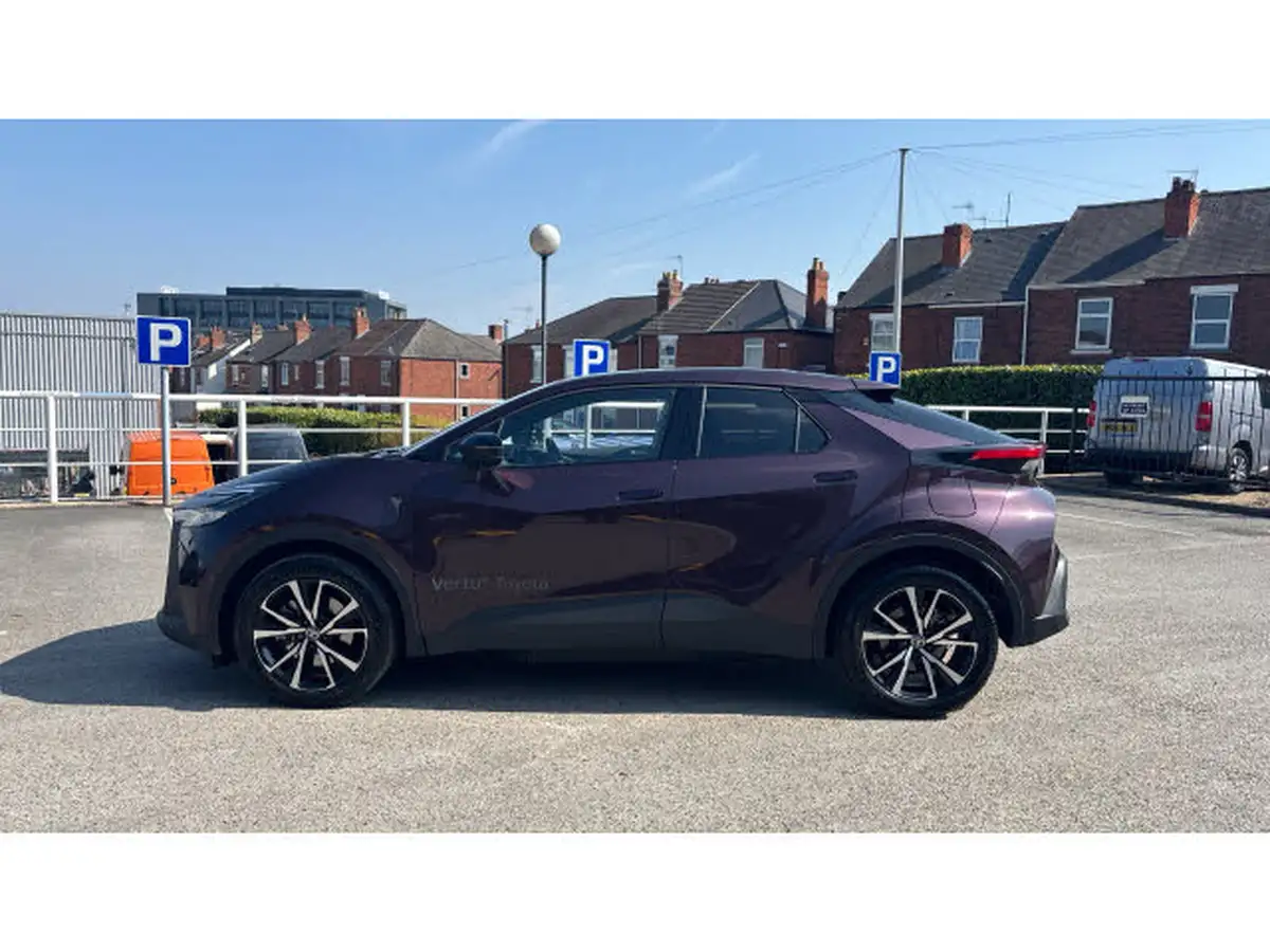 2024-toyota-c-hr-20-vvt-i-design-220bhp-plug-in-big-16