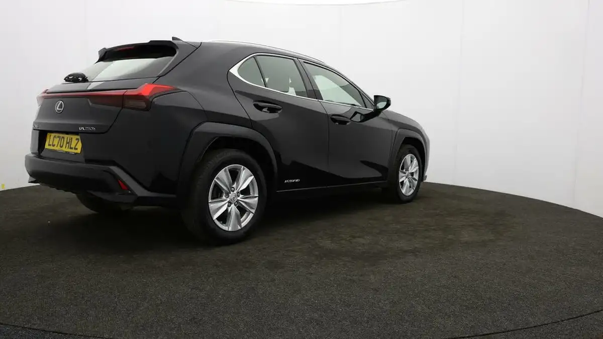 2020-lexus-ux-250h-20-ux-without-navigation-big-59
